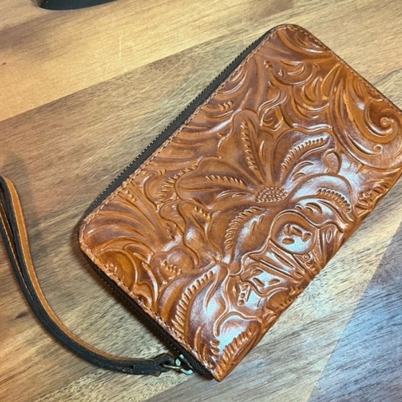 Patricia Nash Handbags - Patricia Nash Brown Tooled Leather Wristlet Wallet